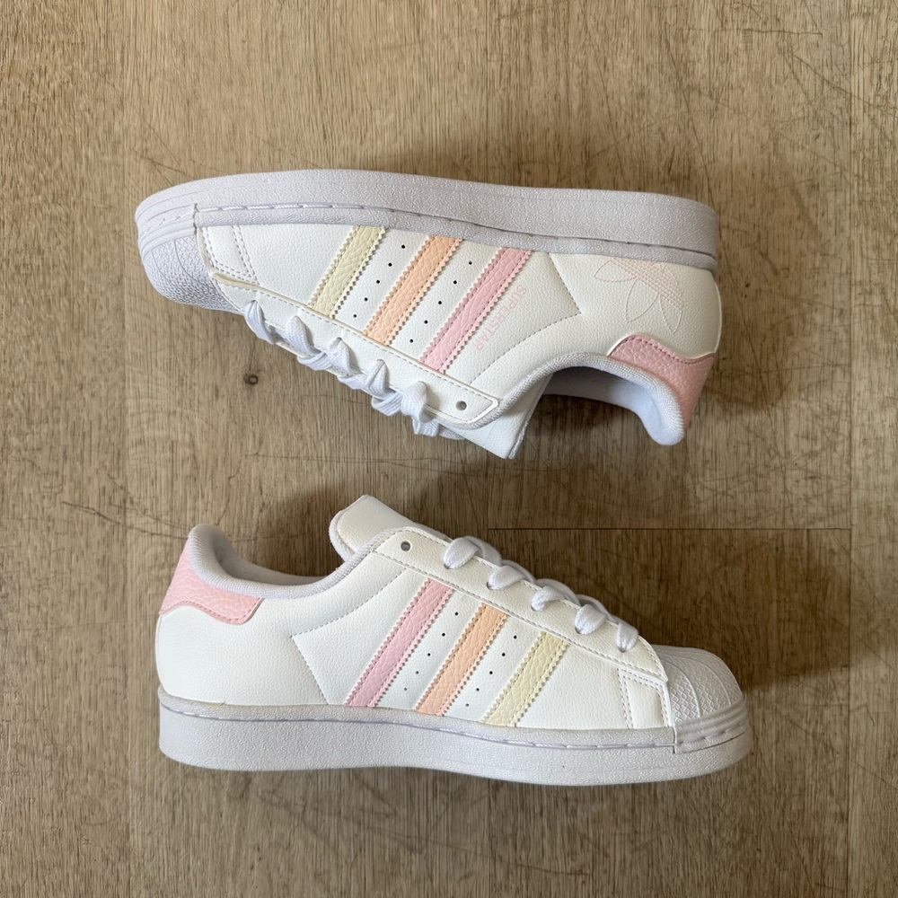 Adidas Superstar J ‘White Clear Pink’ IF3570 Size 5.5 men’s/7 women’s New